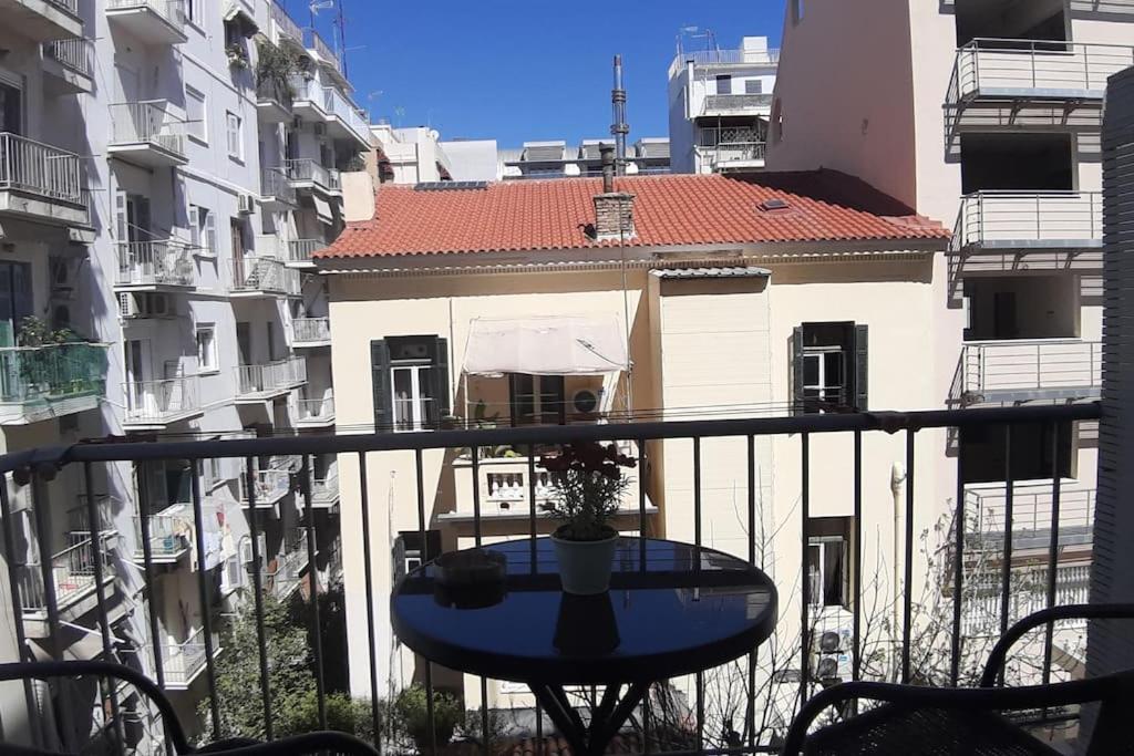 Comfortable Apt, Next To Archeological Museum! Athen Eksteriør bilde