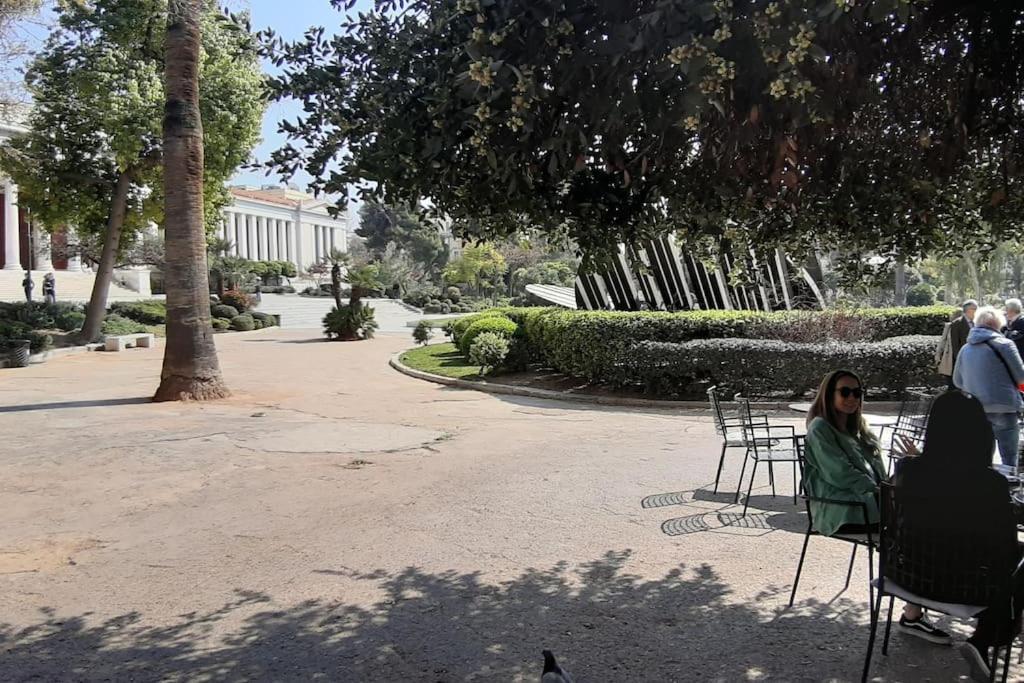 Comfortable Apt, Next To Archeological Museum! Athen Eksteriør bilde